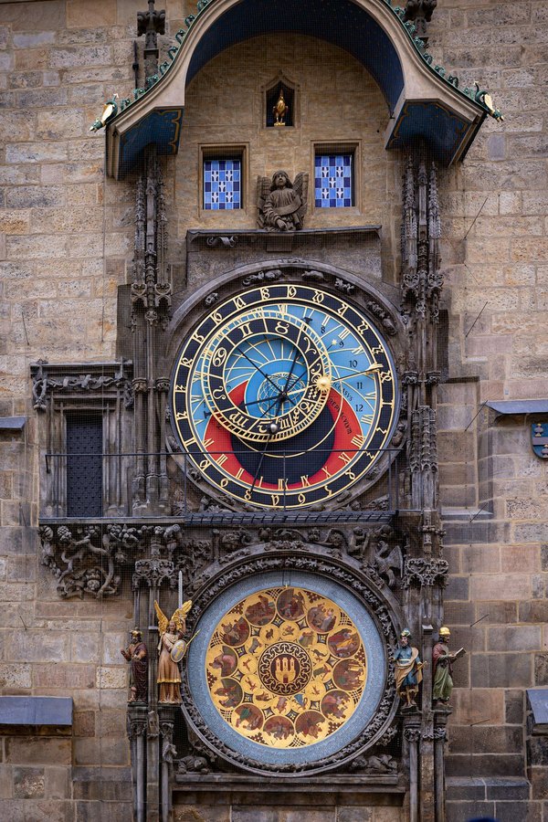 Comprendre le changement d'heures : impacts et conseils pratiques